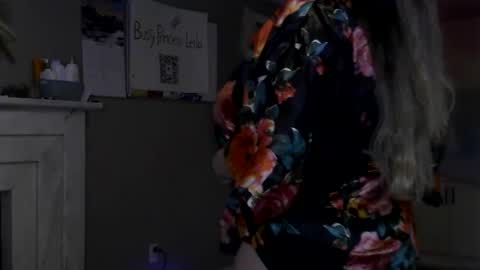 BustyPrincessLeila online show from 19, 1, 2025