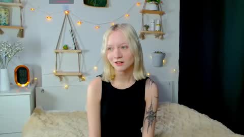 Jenny online show from 3, 11, 2025