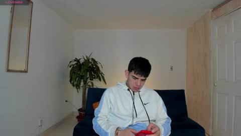 Snapshot of ares_johnsonn chatting on 10, 10, 2025 Ares online show from 10, 10, 2025