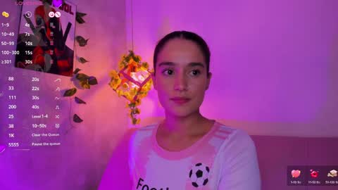 Snapshot of ari_baker chatting on 5, 2, 2025 Arianna Baker online show from 5, 2, 2025