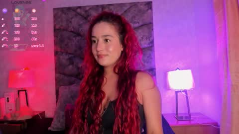 Snapshot of ari_baker chatting on 16, 10, 2025 Arianna Baker online show from 16, 10, 2025