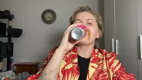 ari_crystal online show from 7, 2, 2026