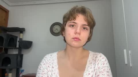 ari_crystal online show from 25, 2, 2026