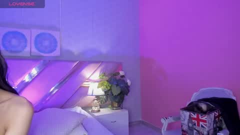 Ari  online show from 30, 12, 2024