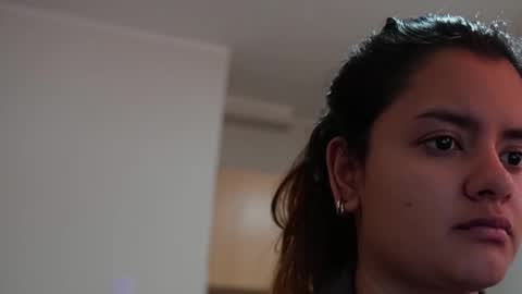 Snapshot of ari_white8 chatting on 23, 11, 2025 Ari online show from 23, 11, 2025