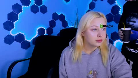 aria_blaze_ online show from 18, 3, 2026