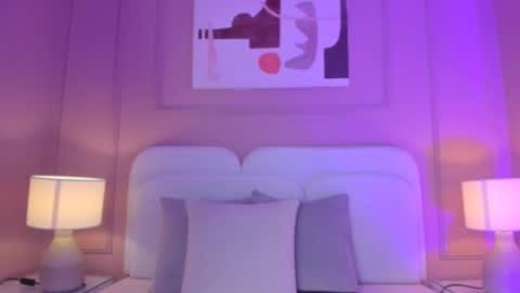 Snapshot of aria_greco chatting on 29, 10, 2025 Aria online show from 29, 10, 2025