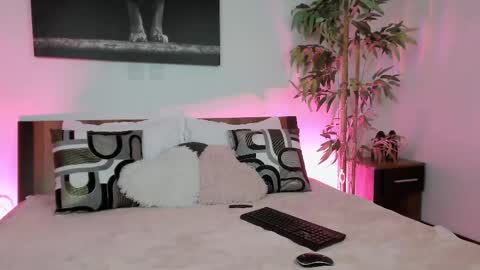 aria lush online show from 2, 2, 2026