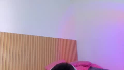 Aria Millers  online show from 6, 2, 2026