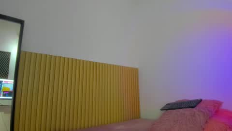 Aria Millers  online show from 9, 2, 2026