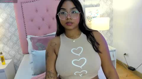 Snapshot of aria_star7 chatting on 29, 9, 2025 aria_star7 online show from 29, 9, 2025