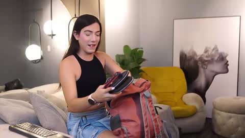 Ariaa online show from 25, 2, 2026