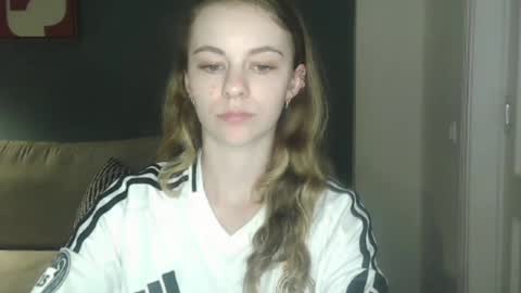 AriaCreazy online show from 22, 9, 2025