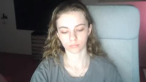 AriaCreazy online show from 8, 3, 2026