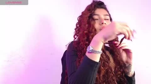 Snapshot of ariadna_tr chatting on 2, 1, 2025 Ari online show from 2, 1, 2025