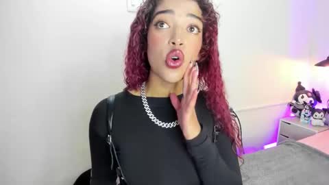 Snapshot of ariadnaaa_ chatting on 11, 11, 2025 Ariadna online show from 11, 11, 2025