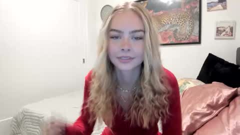Snapshot of ariah_is_blonde chatting on 19, 3, 2026 Ariah online show from 19, 3, 2026