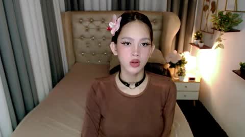 Christine  JorgensenChristmas wish breasts implants  online show from 27, 2, 2026