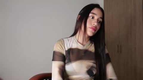 Snapshot of ariamontgomeryyy chatting on 17, 11, 2025 Aria Montgomery online show from 17, 11, 2025