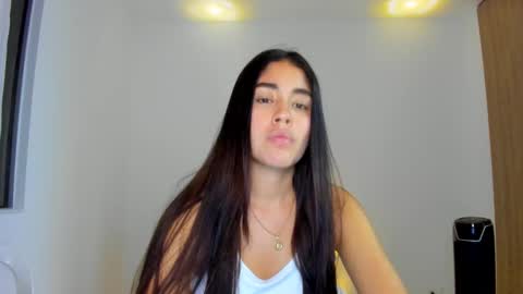 Snapshot of ariamontgomeryyy chatting on 27, 3, 2026 Aria Montgomery online show from 27, 3, 2026