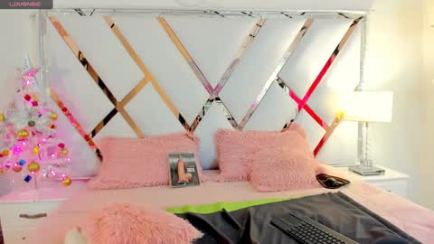 Ariana  online show from 15, 12, 2024