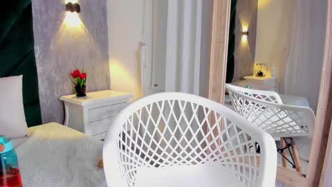 Snapshot of ariana_ceballos chatting on 2, 12, 2024 ARIANA online show from 2, 12, 2024