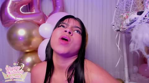 Snapshot of ariana_ceballos chatting on 29, 12, 2024 ARIANA online show from 29, 12, 2024