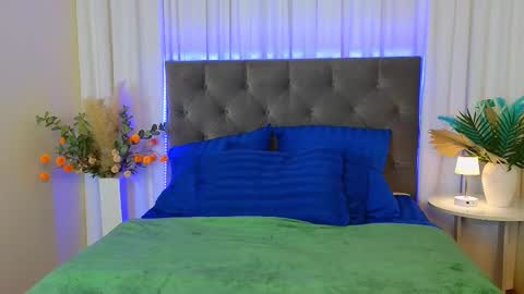 Snapshot of ariana_petite chatting on 26, 2, 2026 Ariana online show from 26, 2, 2026