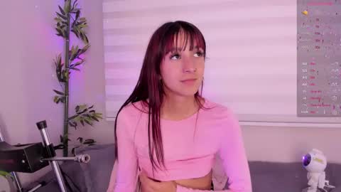 Ariana  online show from 27, 2, 2025