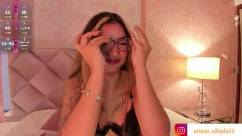 Ari online show from 10, 11, 2025