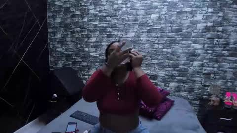 Snapshot of arianaablack chatting on 14, 11, 2025 Ariana online show from 14, 11, 2025