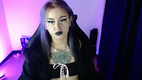 help me 100 hands up my OF is Free  online show from 25, 2, 2026