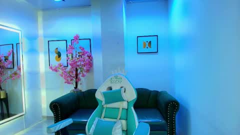 Snapshot of arianna_sweeet chatting on 14, 11, 2025 arianna_sweeet online show from 14, 11, 2025