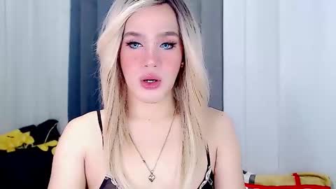 ARIANNE CUMS  online show from 2, 3, 2025