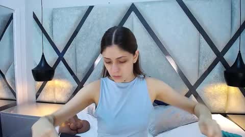 Snapshot of ariawillss chatting on 11, 11, 2025 ariawillss online show from 11, 11, 2025