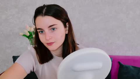 arielstonks_lovee online show from 18, 9, 2025
