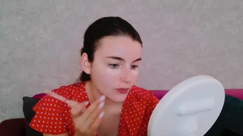Snapshot of arielstonks_lovee chatting on 7, 11, 2025 arielstonks_lovee online show from 7, 11, 2025