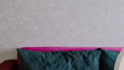 Snapshot of arielstonks_lovee chatting on 5, 12, 2025 arielstonks_lovee online show from 5, 12, 2025