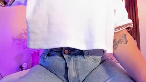 Snapshot of ariianabaker chatting on 4, 3, 2026 Arianna online show from 4, 3, 2026