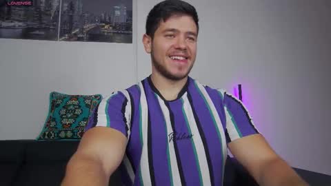 Snapshot of arilass chatting on 16, 11, 2025 A n g e l f r o m H e l l online show from 16, 11, 2025