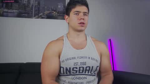 Snapshot of arilass chatting on 22, 11, 2025 A n g e l f r o m H e l l online show from 22, 11, 2025