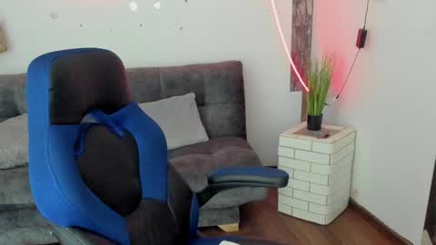 Snapshot of arisha_katy1 chatting on 2, 2, 2025 arisha_katy1 online show from 2, 2, 2025