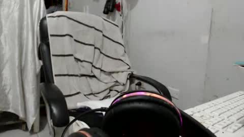 armaduradeacero online show from 1, 2, 2026