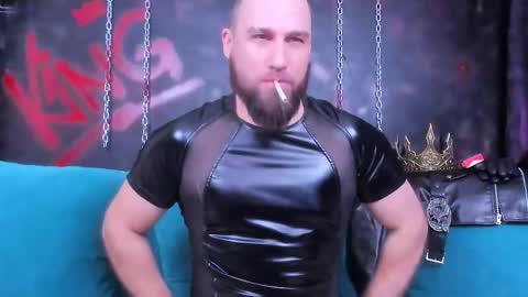 Snapshot of armandosteel chatting on 13, 11, 2025 Armando online show from 13, 11, 2025