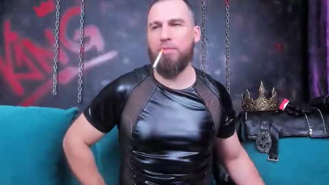 Snapshot of armandosteel chatting on 17, 11, 2025 Armando online show from 17, 11, 2025