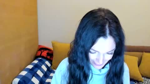 armanigirl online show from 4, 12, 2025