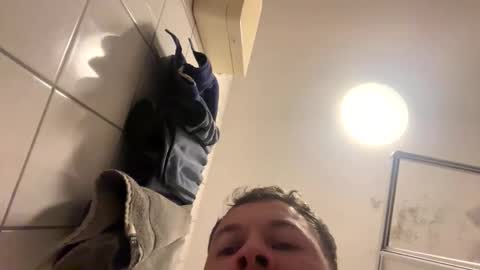 armyskater32 online show from 7, 11, 2025