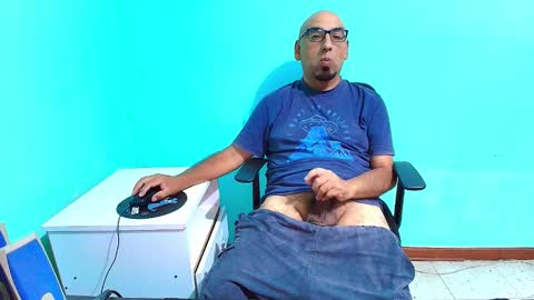 arnelux72 online show from 16, 3, 2026