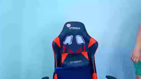 arnold black online show from 9, 9, 2025