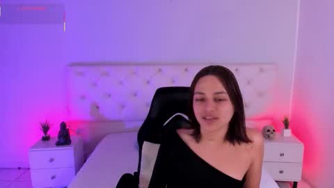 Snapshot of aron_cruz12 chatting on 15, 10, 2025 Aron cruz online show from 15, 10, 2025